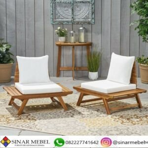 Kursi Teras Jati Model Unik dengan Bantalan
