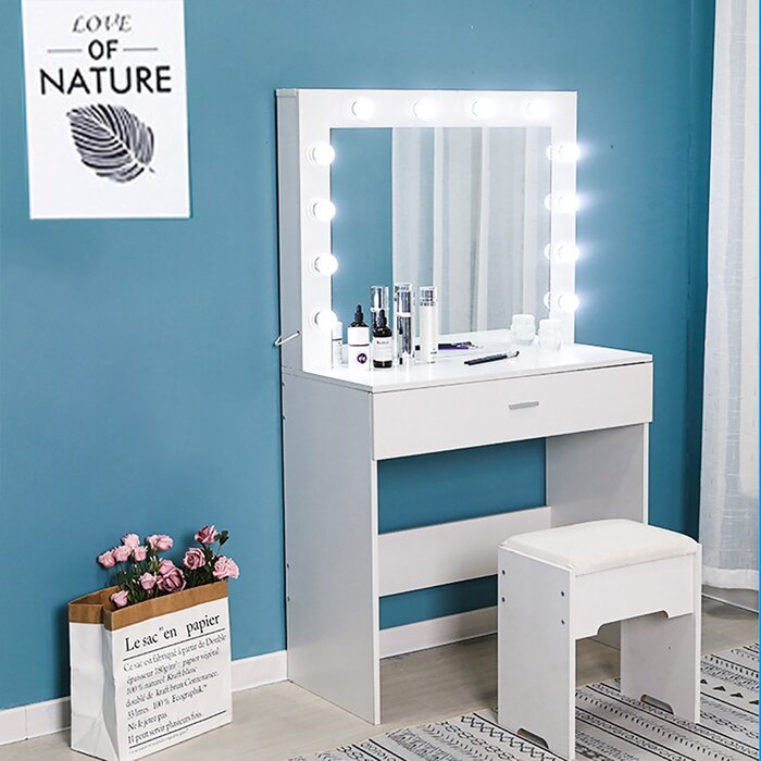 Meja Rias Minimalis Lighted Vanity