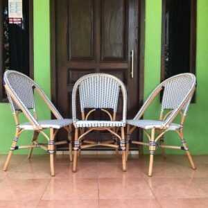 Kursi Cafe Rotan Bistro Terbaru
